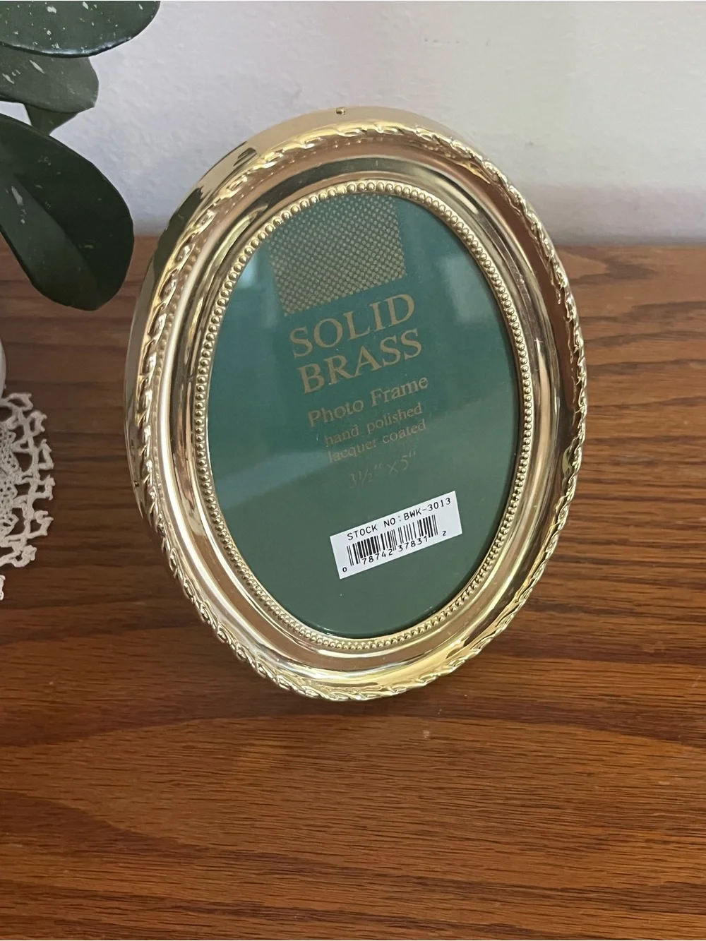 Solid Brass Oval Picture Frame - Gold Finish